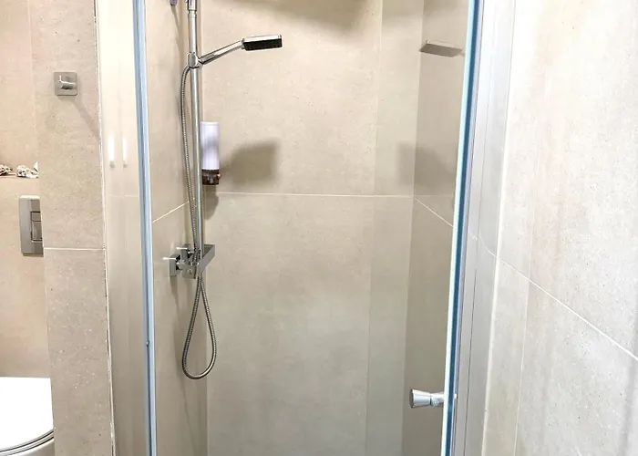 Apartament Modern 3 Bd Next To Centre 75 Sq M Wiedeń